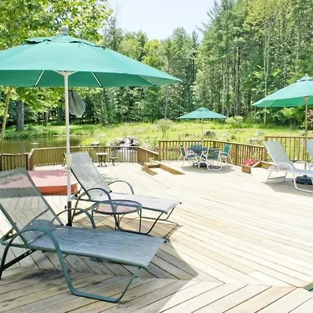 Enchanted Manor Of Woodstock Bed And Breakfast